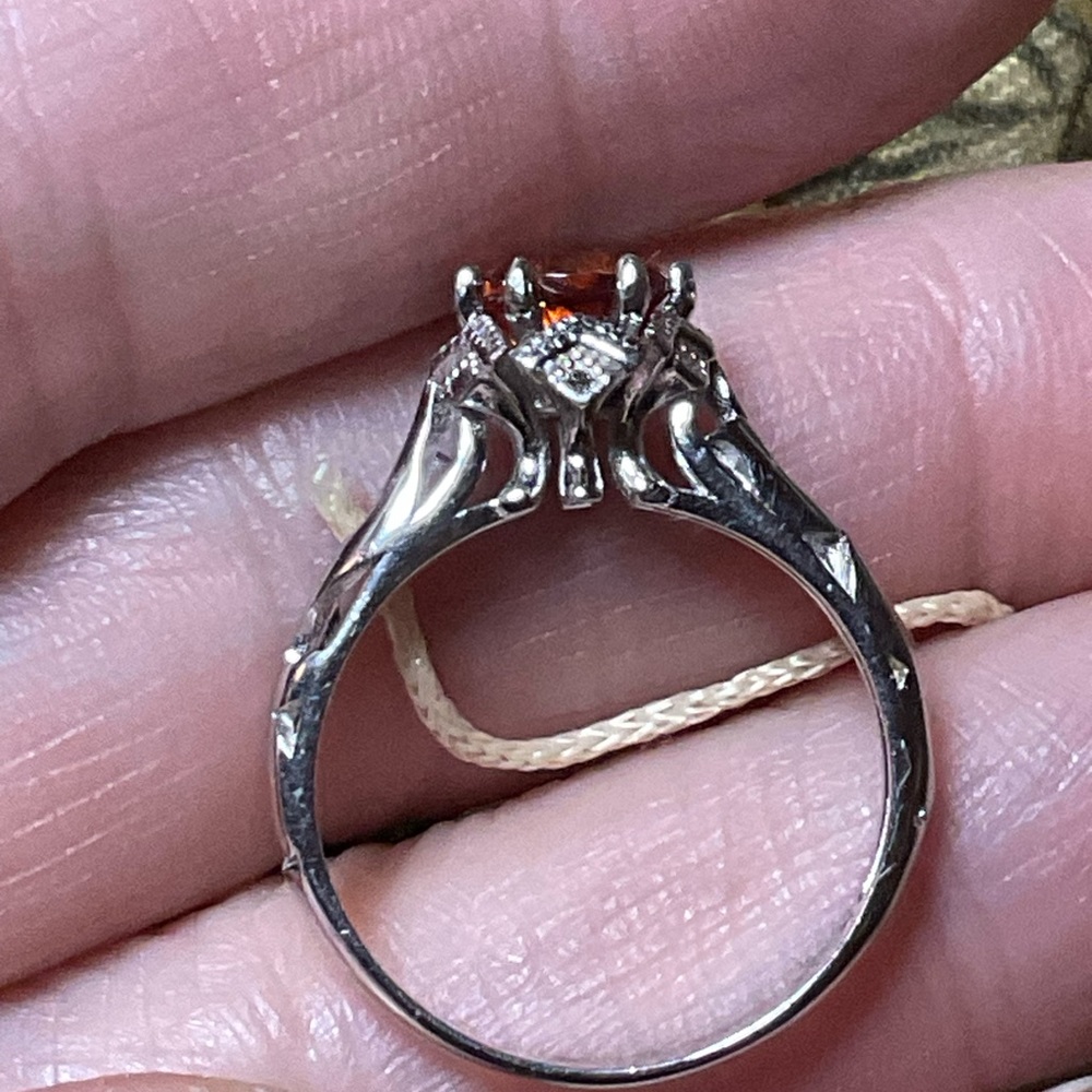 Garnet ring - Picture 6 of 8
